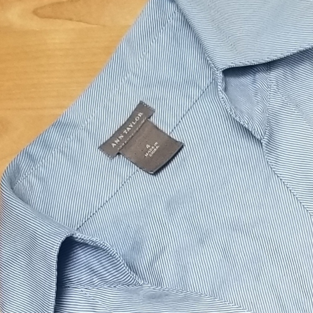 Ann Taylor Light Blue Long-Sleeve Button-Down Blouse - Picture 5 of 5
